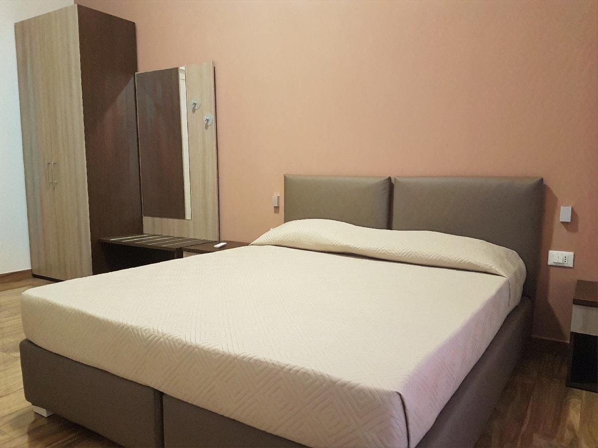 B&B Al Volo Foggia Exterior photo