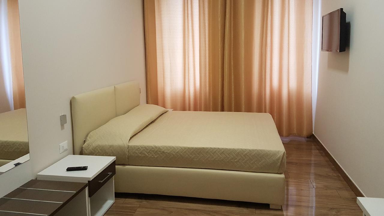 B&B Al Volo Foggia Exterior photo