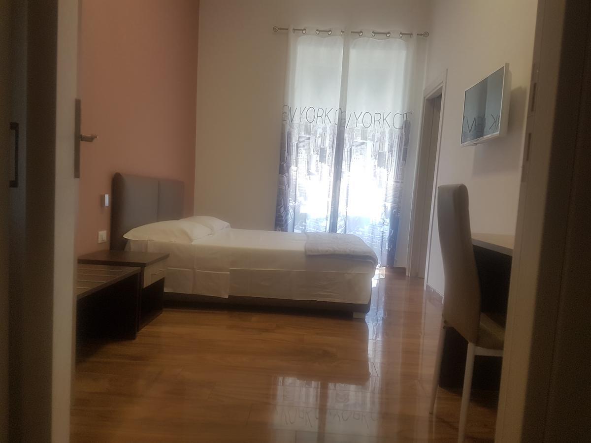 B&B Al Volo Foggia Exterior photo